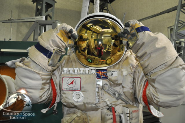 3 Тренировки на космических тренажерах