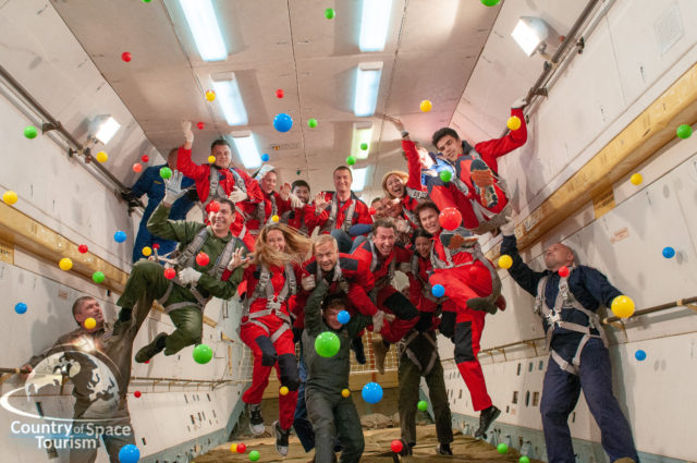 Групповое фото полета в Невесомости, 28 апреля 2018 г.