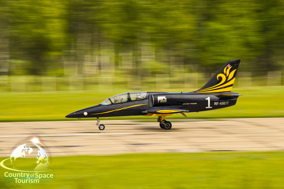 посадка самолета Л-39